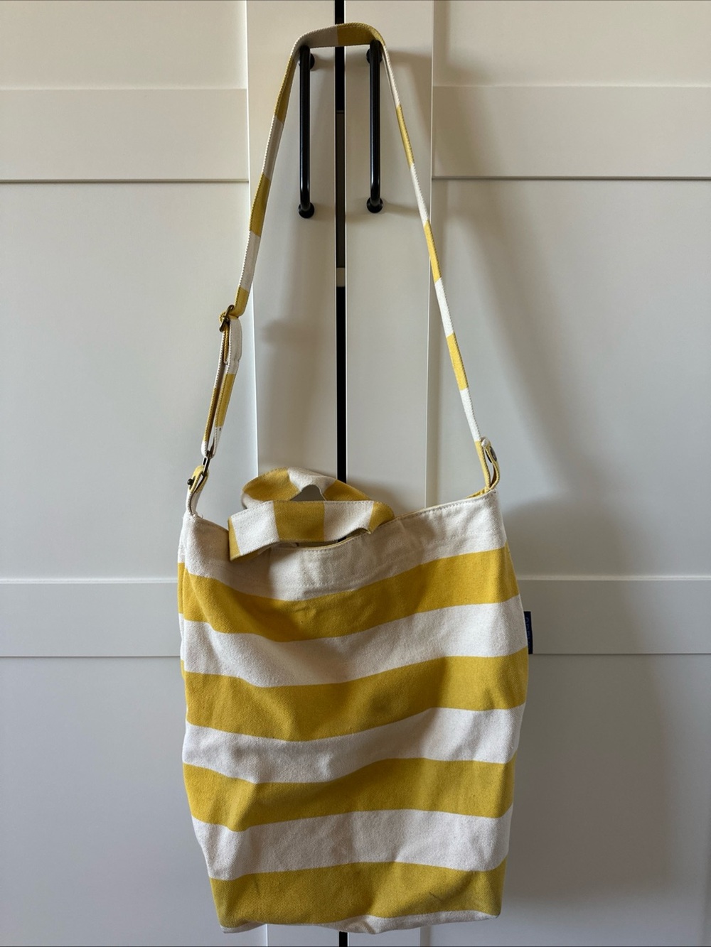 BAGGU Yellow and White Striped Canvas Tote